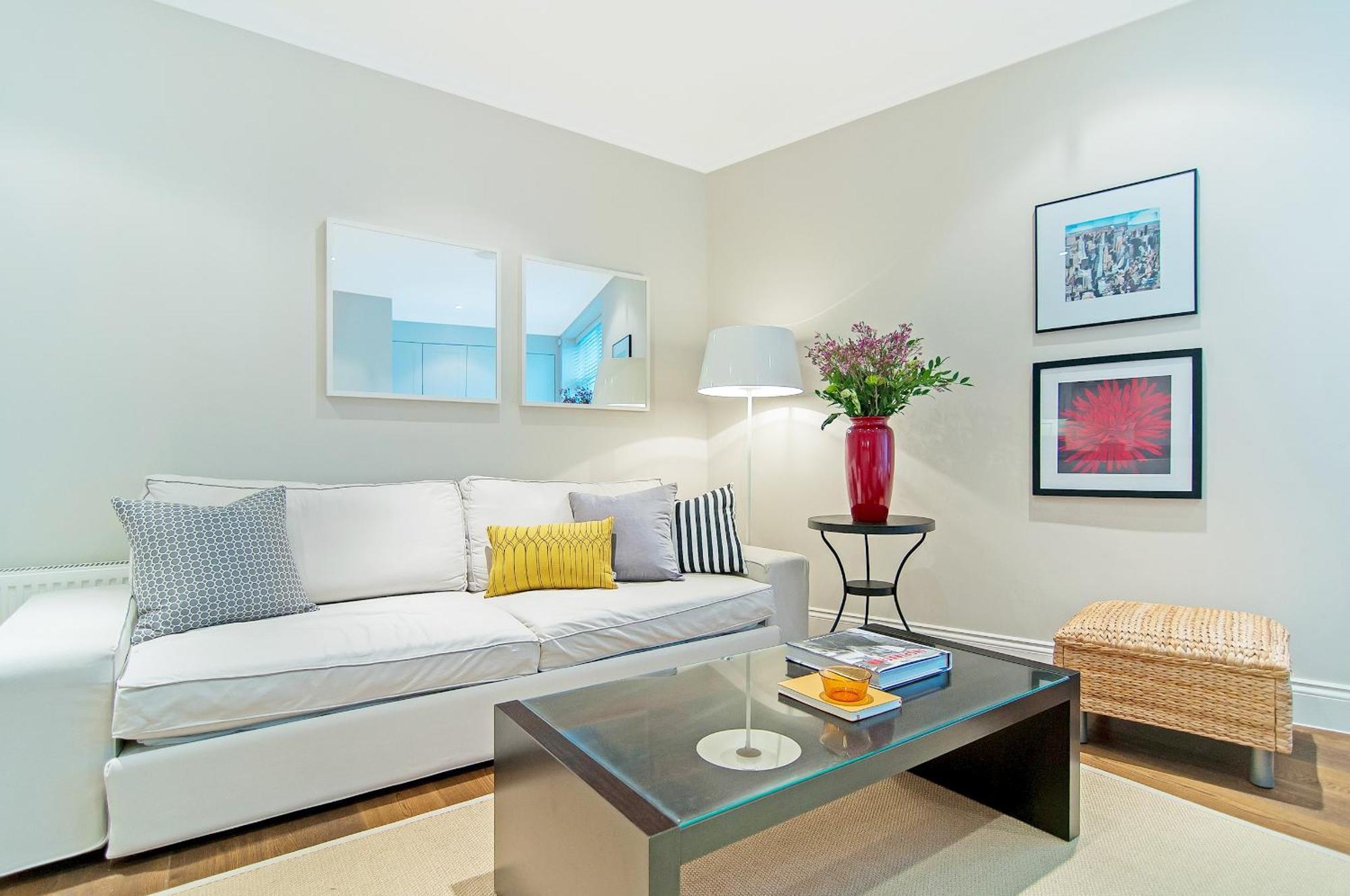 Апартаменты White Hill House 1 *